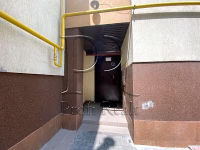 квартира по адресу Машинобудівників ул., 15