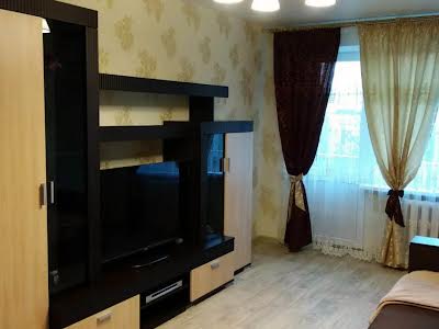 квартира за адресою Богдана Хмельницького просп. (Героїв Сталінграда), 32-А