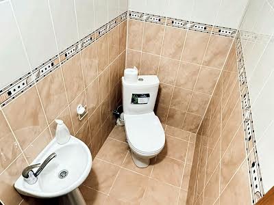 квартира за адресою Волошкова, 4Б