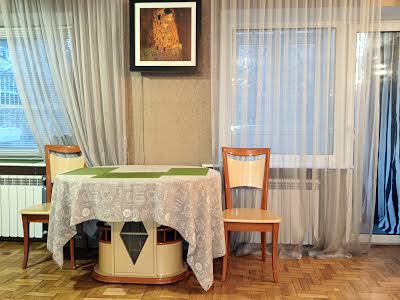 квартира за адресою Олени Теліги вул., 37 А