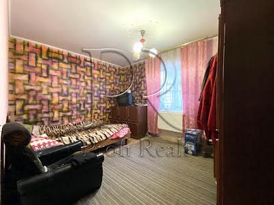 квартира за адресою Вокзальна вулиця, 13