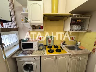 квартира за адресою Утьосова вул., 6