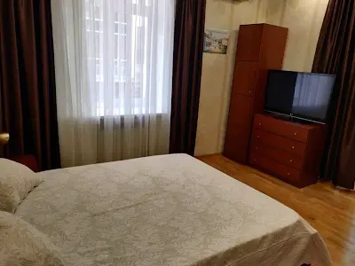 квартира за адресою Панаса Мирного вул., 3