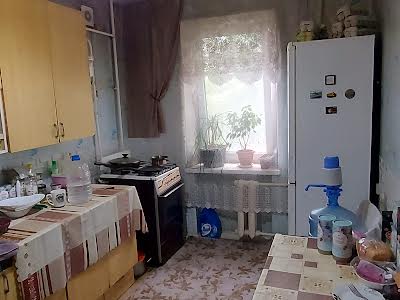квартира по адресу Квітнева ул., 4а