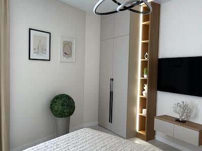 квартира за адресою Краснова вул., 3
