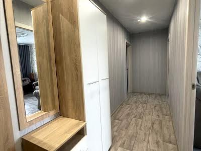квартира за адресою Каденюка вул., 8