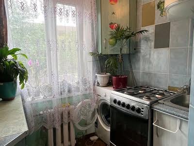 квартира за адресою Павла Чубинського вул., 14