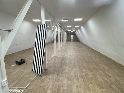 комерційна за адресою Львівська вул., 54