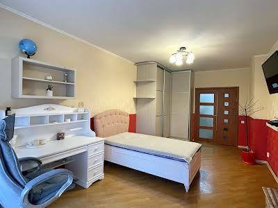 квартира за адресою Дніпровська набережна вул., 26