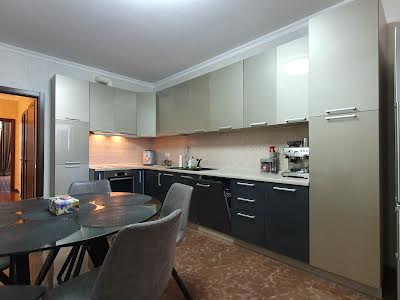 квартира за адресою Воскресенська вул., 14Б