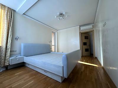 квартира за адресою Оболонський просп., 1