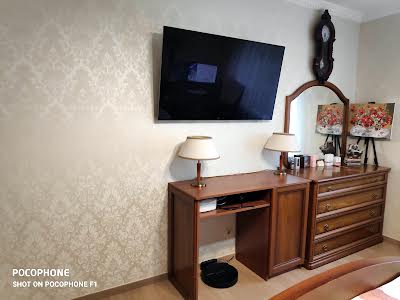 квартира за адресою Авіаконструктора Ігоря Сікорського вул. (Танкова), 4г