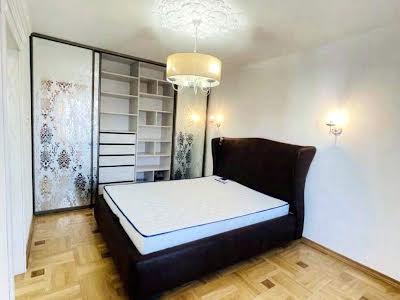 квартира по адресу Жасминовая ул., 5б