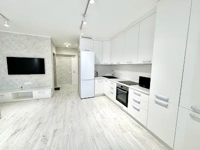 квартира за адресою Дніпровська набережна вул., 18-Б