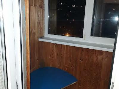 квартира за адресою Райдужна вул., 41