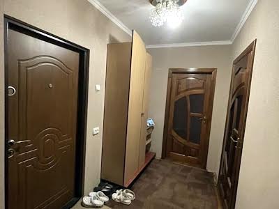 квартира за адресою В'ячеслава Чорновола вул. (), 2