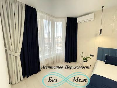 квартира за адресою Молодіжна вул., 4