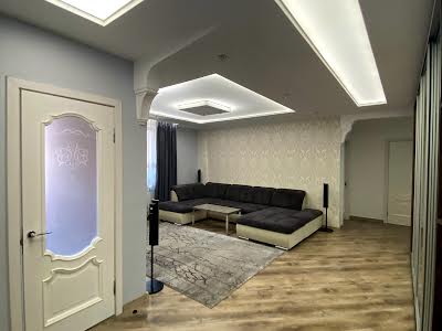 квартира за адресою Лісогринівецька вул., 26/3