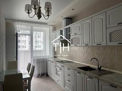 квартира за адресою Драгоманова вул., 2-А