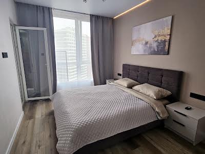 квартира за адресою Олександра Олеся вул., 10
