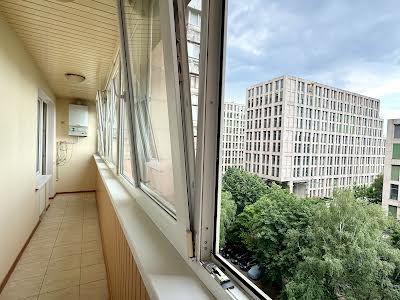 квартира за адресою Дмитра Яворницького просп. (Карла Маркса), 45