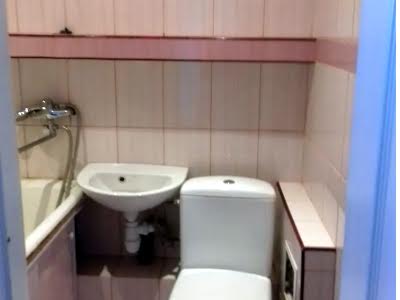 квартира за адресою Космонавта Поповича вул. (Космонавта Волкова), 24