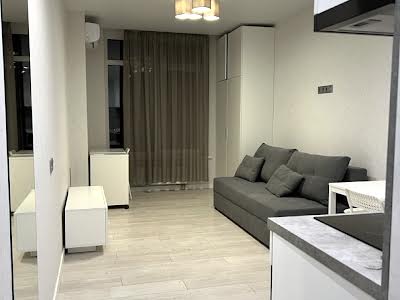 квартира за адресою Польова вул., 73