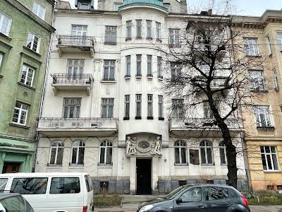 квартира за адресою Конопницької М., 10