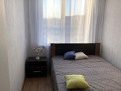 квартира за адресою Озерна вул., 27А
