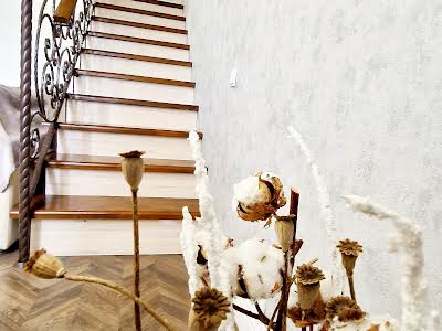 квартира за адресою Сонячна вул., 30