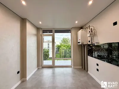 квартира за адресою Флотська вул., 10б