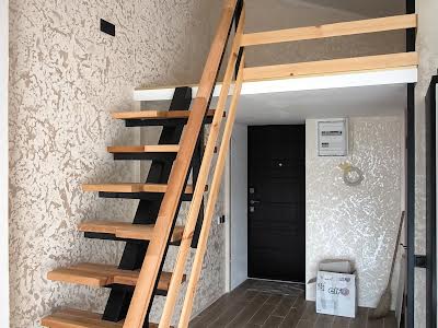 квартира за адресою Залізнична вул., 32