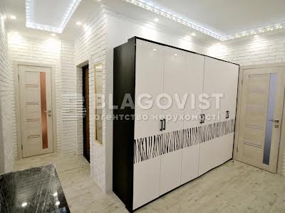 квартира за адресою Дмитрівська, 60/19