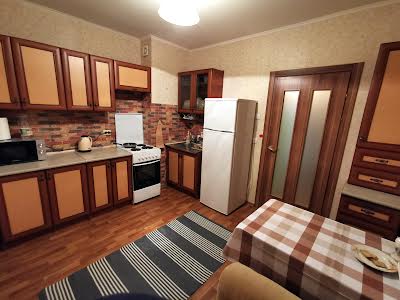 квартира за адресою Григорія Ващенка вул., 1