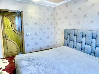квартира за адресою Степана Бандери вул., 16