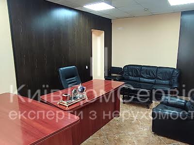 комерційна за адресою Машинобудівна вул., 21