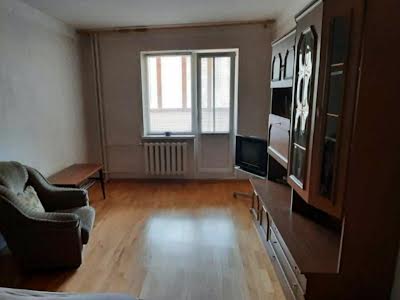 квартира за адресою Бакинська вул., 37г