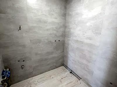 квартира за адресою Топольна вул., 4г