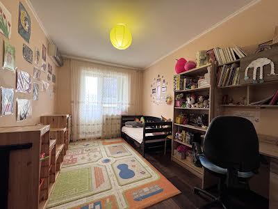 квартира по адресу Героев Днепра ул., 43