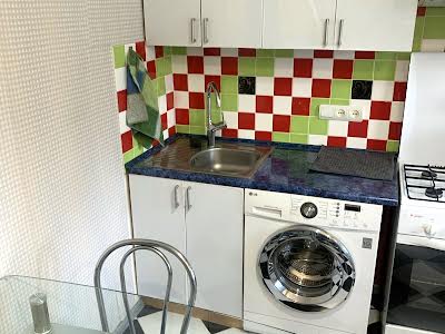 квартира за адресою Березняківська вул., 36