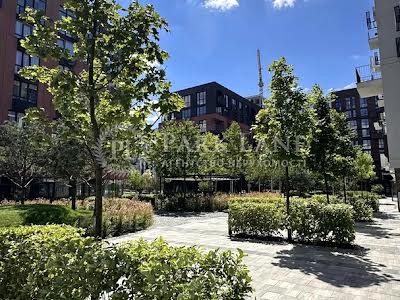 квартира за адресою Салютна вул., 2к18