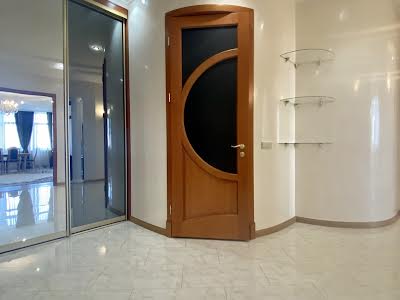 квартира по адресу Леси Украинки бульв., 23