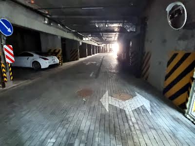 коммерческая по адресу Глубочицкая ул., 13