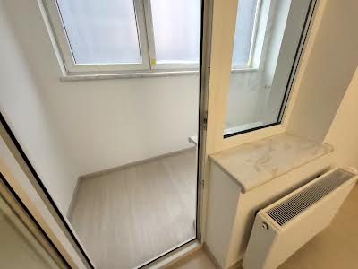 квартира за адресою Прохоровська вул., 40