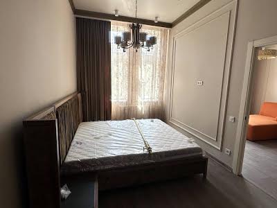 квартира за адресою Пантелеймона Куліша вул., 31
