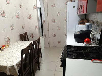 квартира по адресу Платановая ул., 82