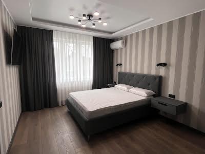 квартира по адресу Краковская ул., 27а