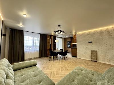 квартира за адресою Леся Курбаса вул., 10
