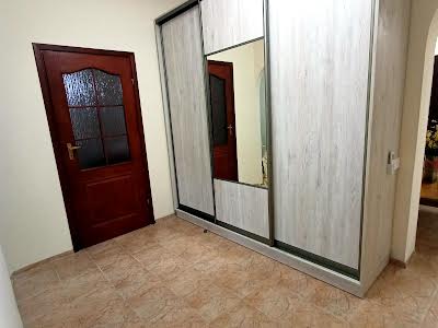квартира за адресою Ільєнка, 18а