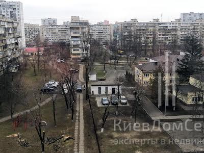 квартира за адресою Київ, Івана Миколайчука вул. (Серафимовича), 7/1